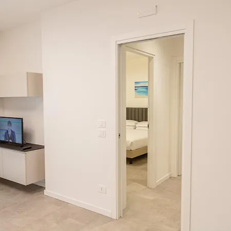 House Apartment *
